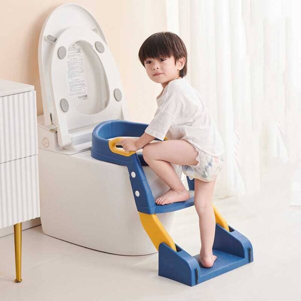 ToiletTrainer Pro: Baby Potty Seat with Foldable Ladder